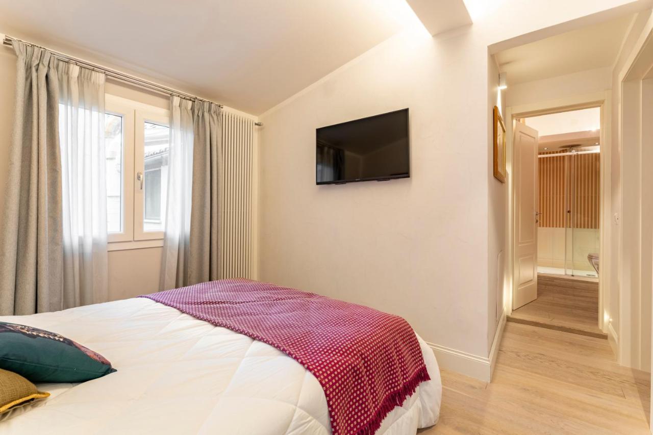 פירנצה Art Apartment Luxury Sofia Suite מראה חיצוני תמונה