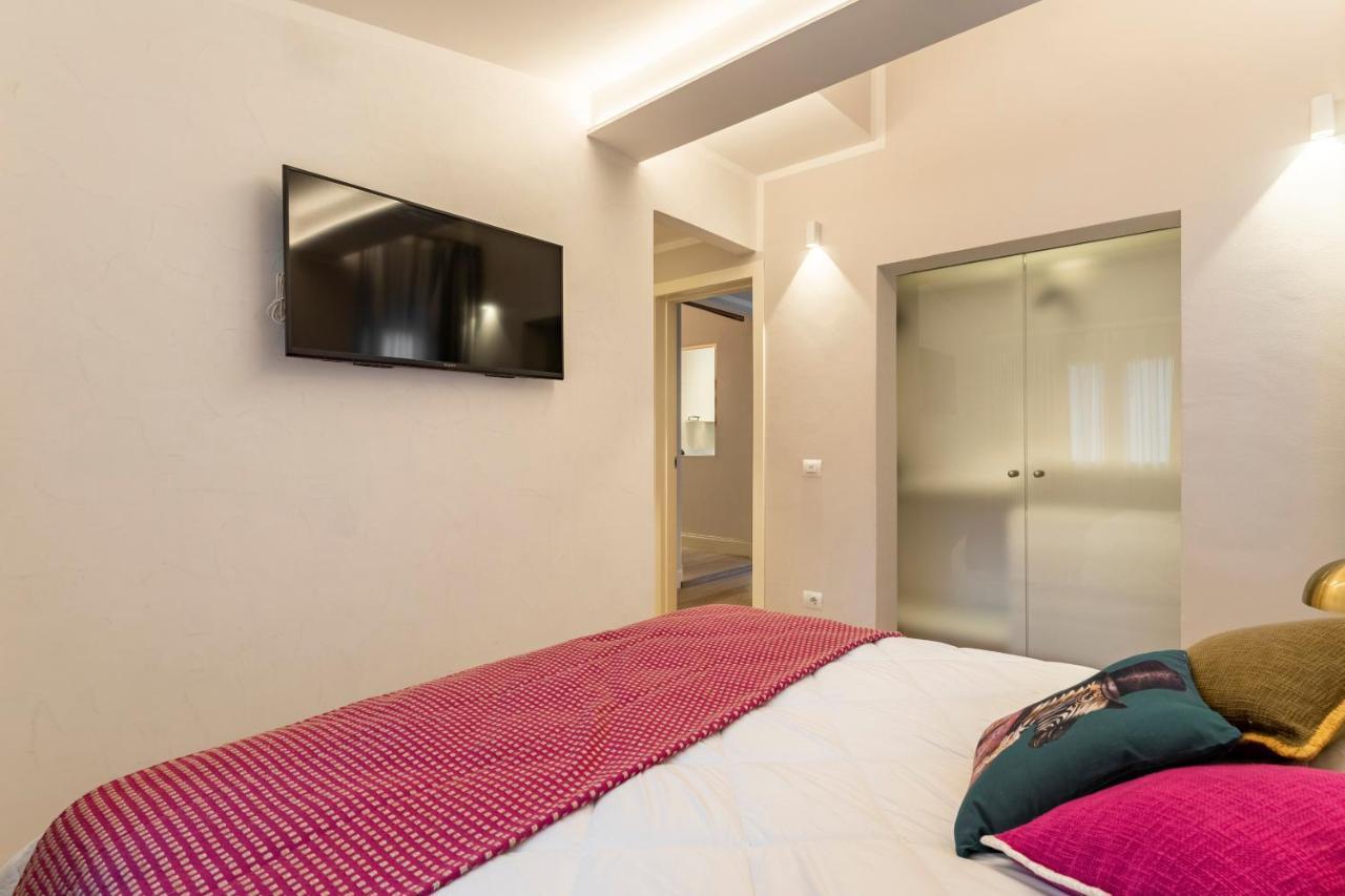 פירנצה Art Apartment Luxury Sofia Suite מראה חיצוני תמונה