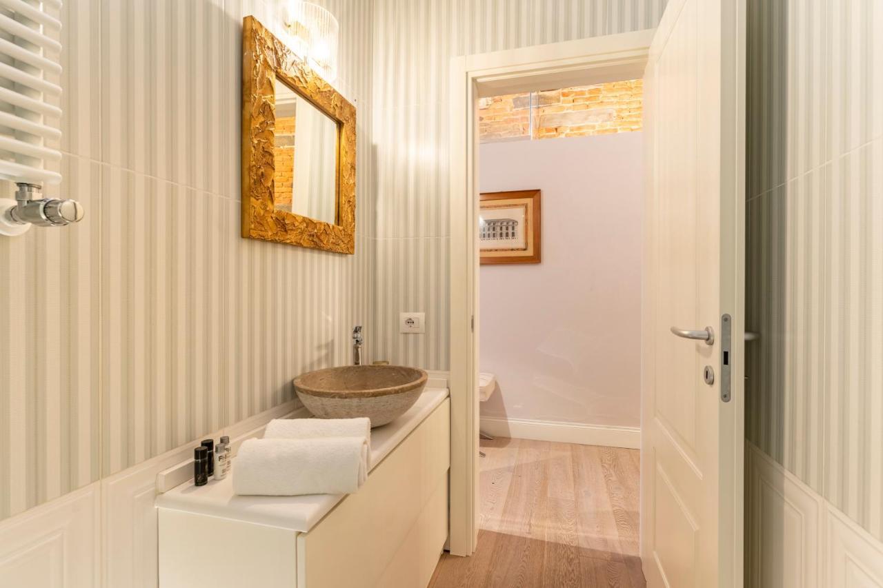 פירנצה Art Apartment Luxury Sofia Suite מראה חיצוני תמונה